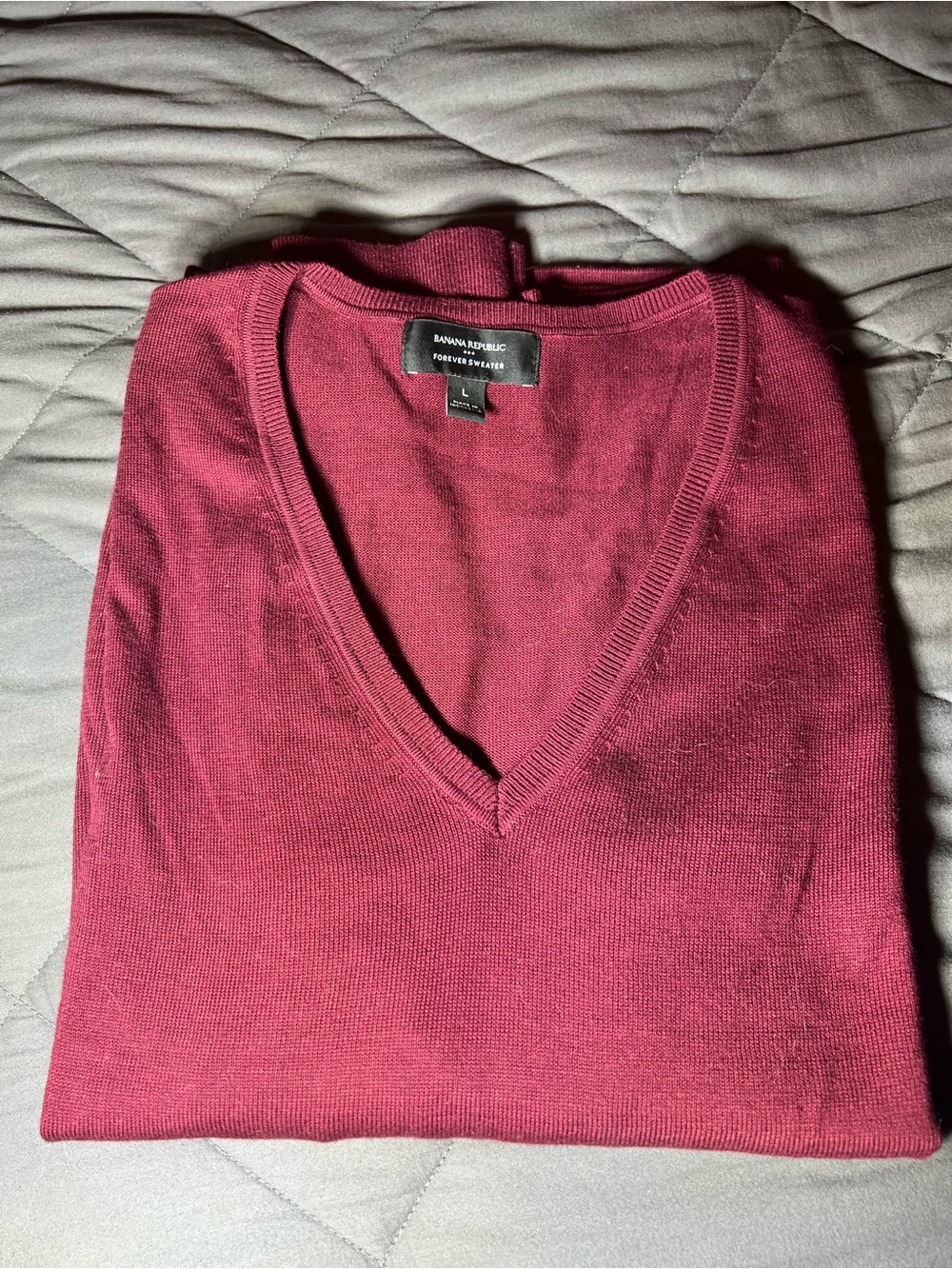 Banana Republic Forever V-Neck Sweater in Berry